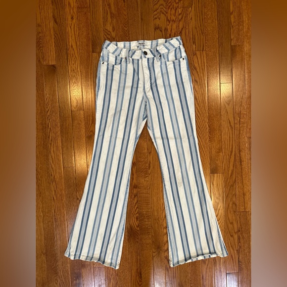 Wrangler Retro blue and white striped high rise flare jeans women’s size 29x32 - Picture 1 of 10
